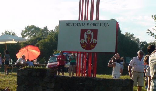 Odhalenie obnovených vstupných tabúľ do obce Ilija