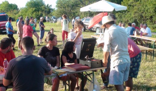 Odhalenie obnovených vstupných tabúľ do obce Ilija