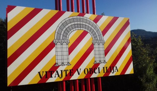 Odhalenie obnovených vstupných tabúľ do obce Ilija
