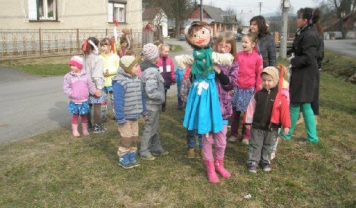 Sviatok Jari Pálenie moreny Ilija jar 2015