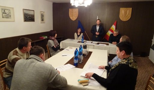 Ustanovujúce obecné zastupiteľstvo