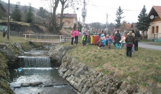 Sviatok Jari Pálenie moreny Ilija jar 2015