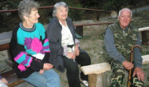 Premietanie divadelnej hry Sirota z r.1992 herci z Ilije