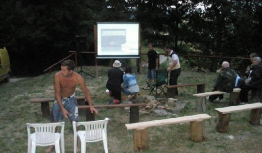 Premietanie divadelnej hry Sirota z r.1992 herci z Ilije