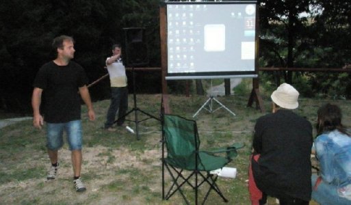 Premietanie divadelnej hry Sirota z r.1992 herci z Ilije