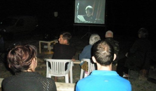 Premietanie divadelnej hry Sirota z r.1992 herci z Ilije