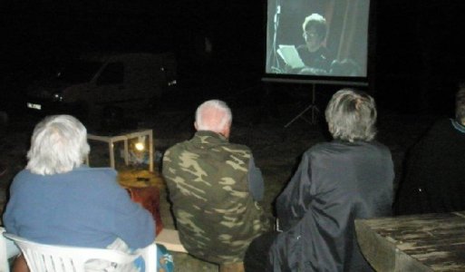 Premietanie divadelnej hry Sirota z r.1992 herci z Ilije