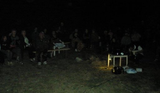 Premietanie divadelnej hry Sirota z r.1992 herci z Ilije