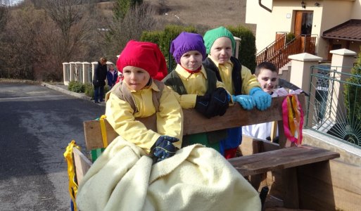 Hajnál - fašiangový sprievod